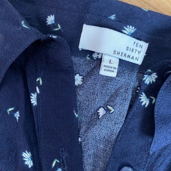 Navy Blue Daisy Tie Blouse - Picture 4 of 6